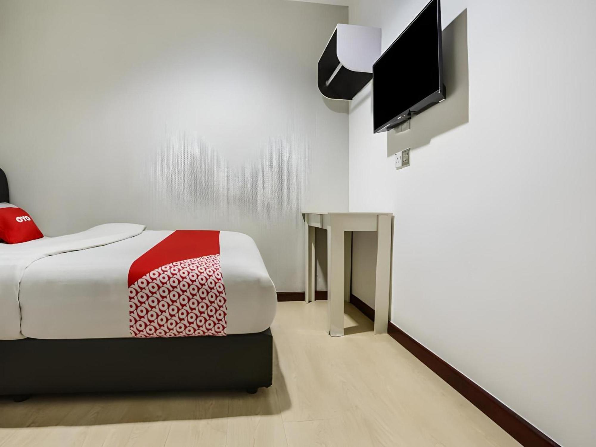 Oyo 89583 Grove Hotel Kajang Kültér fotó
