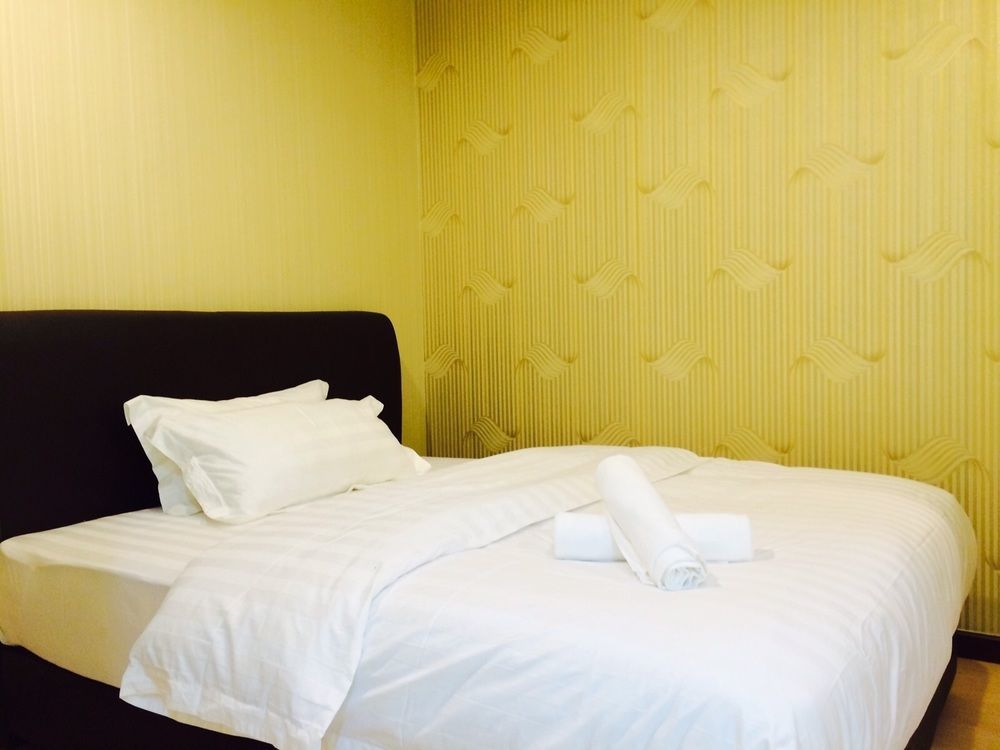 Oyo 89583 Grove Hotel Kajang Kültér fotó